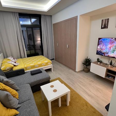 Modern Studio Center Of Dubai Eksteriør bilde