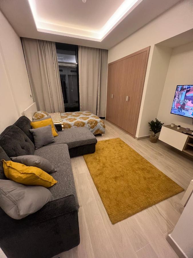 Modern Studio Center Of Dubai Eksteriør bilde