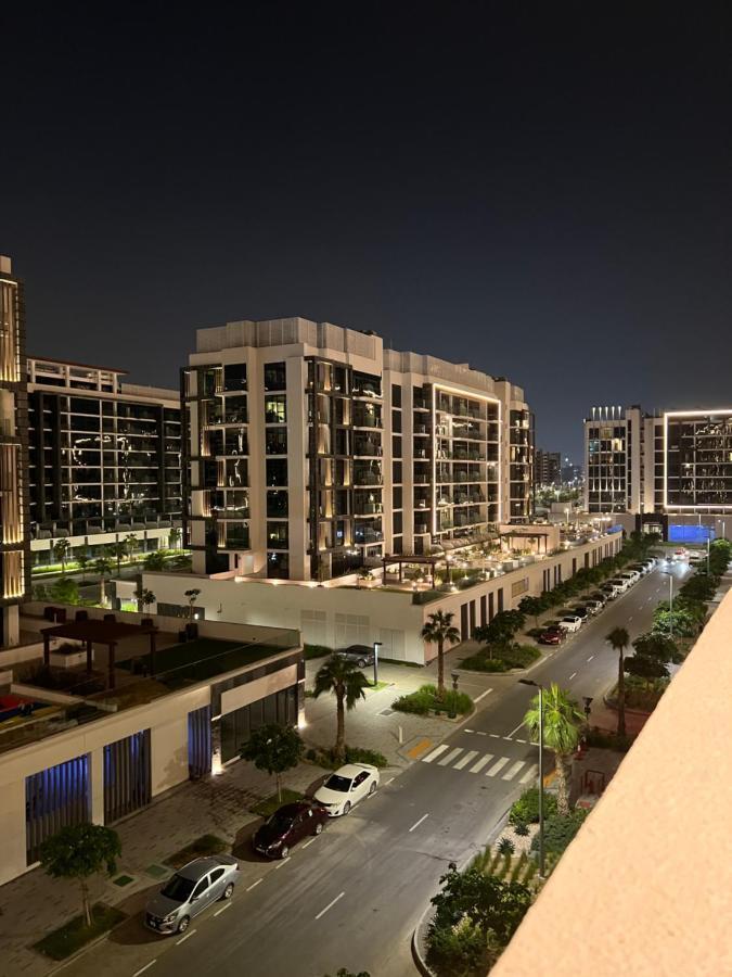 Modern Studio Center Of Dubai Eksteriør bilde