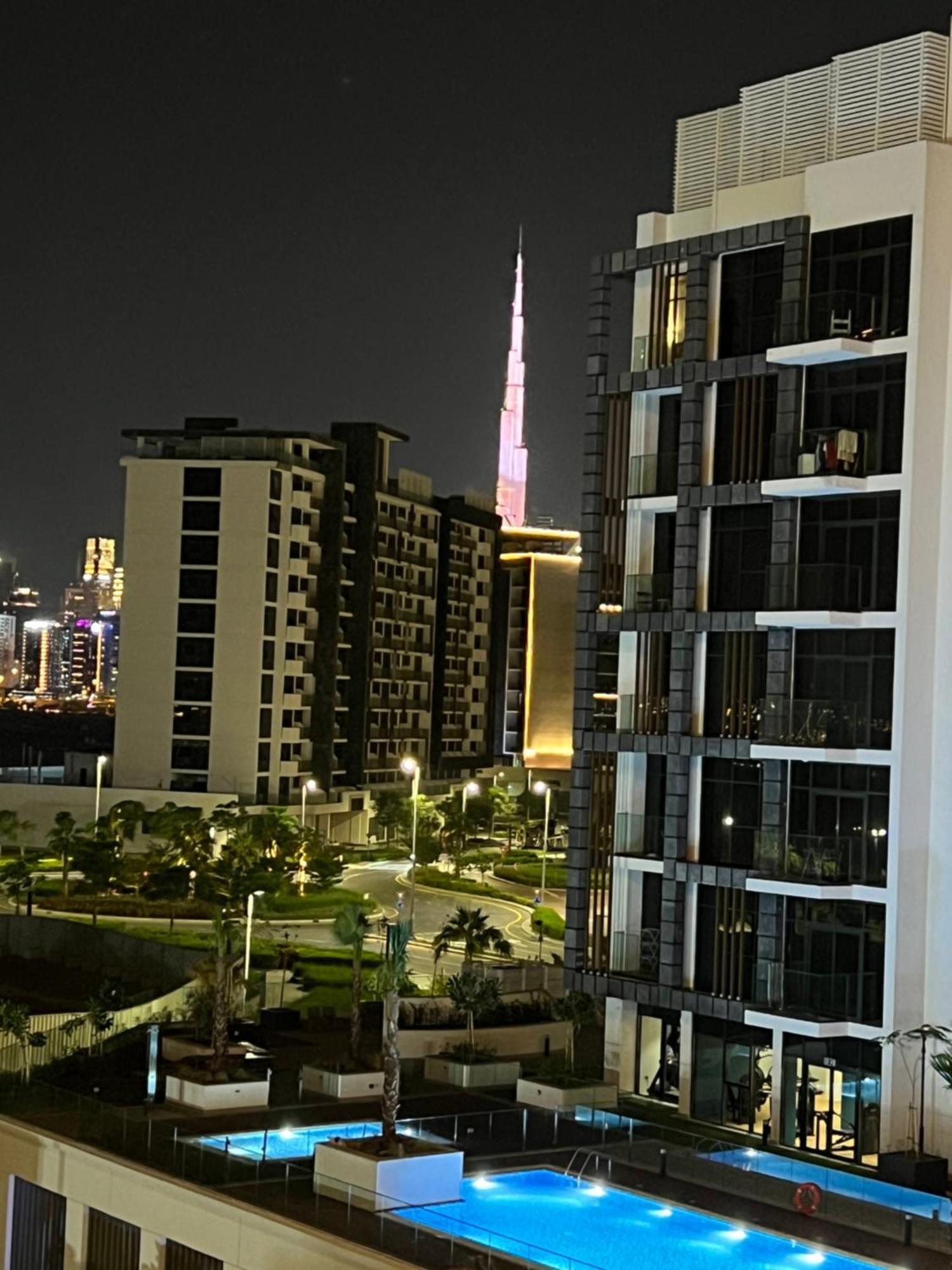 Modern Studio Center Of Dubai Eksteriør bilde