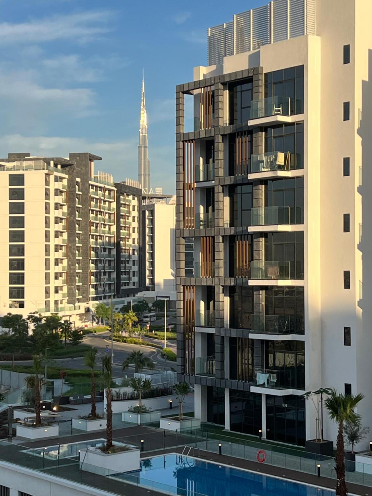 Modern Studio Center Of Dubai Eksteriør bilde